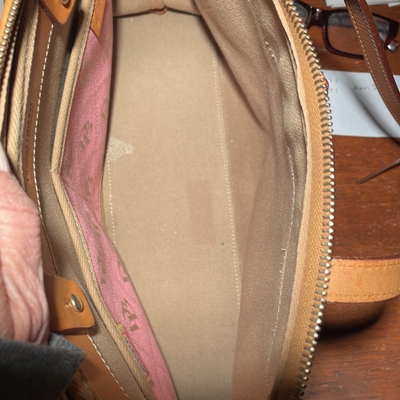 Pink Dooney & Bourke shoulder bag with leather trims and tassels - Picture 10 of 17